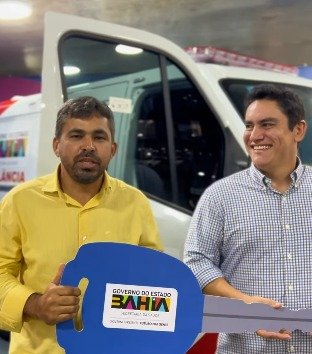 Leia mais sobre o artigo Acajutiba recebe nova ambulância graças à articulação do deputado Vitor Bonfim e apoio do governador Jerônimo